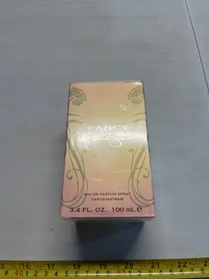 fancy jessica simpson purfume