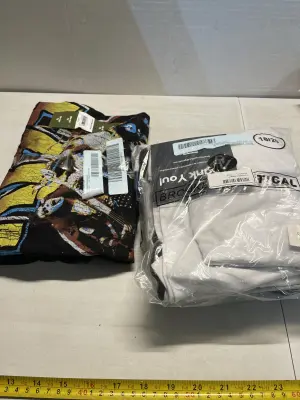 XL tshirt , bundle of 18/20 shirts