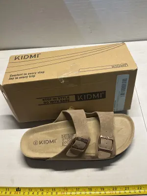 size 8.5 woman’s shoes