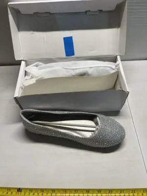 size 9 women’s shoes