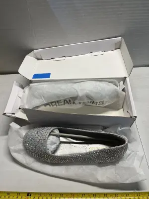 size 8.5 women’s shoes