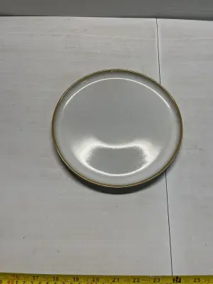 11pc dish set ( 1 missing plate)