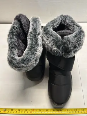 7.5–8 size women’s shoes