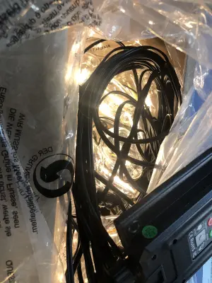 Outdoor string lights works