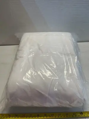 throw blanket (unknown size)