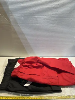 2ct medium size men’s swim shorts