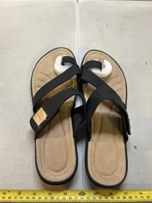 size 9 sandals
