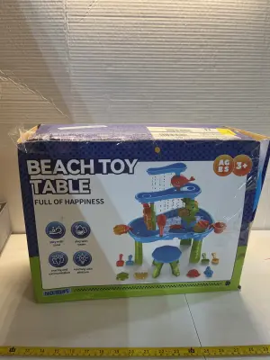 beach toy table (used)