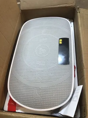Merach vibration plate comes on missing remote as is