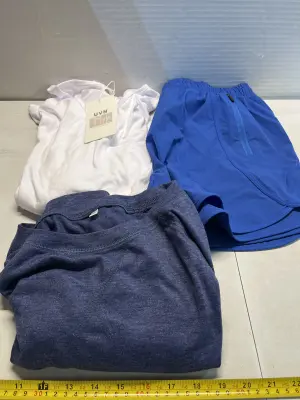2ct XL tshirts , XL shorts