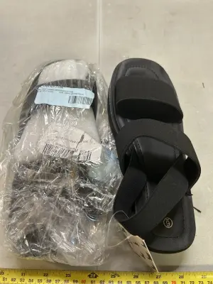 size 6 pump sandals