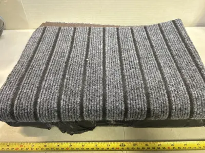 2 outdoor rugs