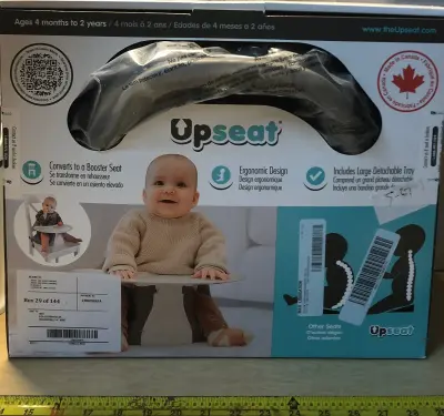 Baby upseat ages 4m-2y