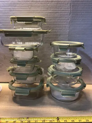 10pc glass containers with lids some cracked at the top lip