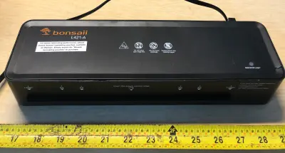 Bonsaii laminator comes on cracked on edge