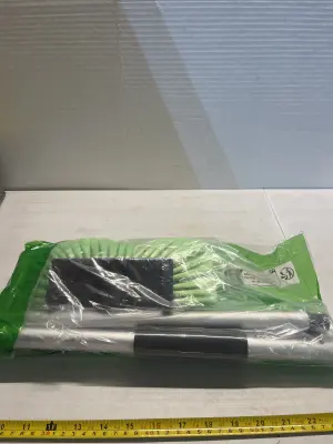 cleaning brush