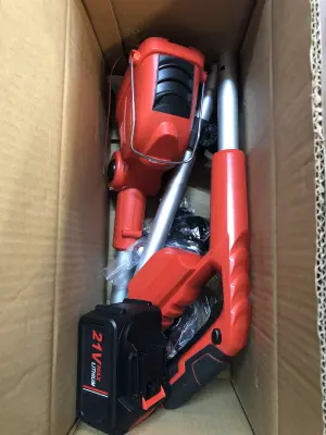 Cordless grass trimmer works