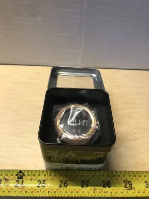 Skmei watch in tin