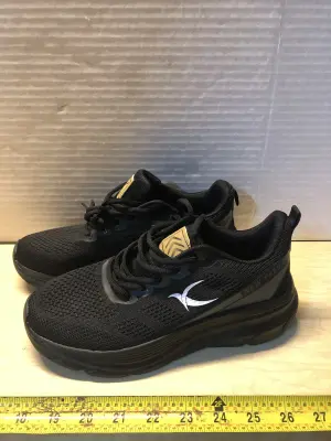 Black fashion shoes size 6.5 (37)