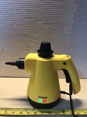 Hytour hand held steam cleaner comes on