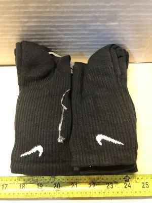 6 pairs Nike crew socks