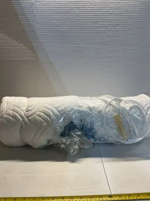 comforter (unknown size)