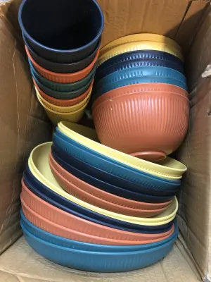 32pc plastic dish set