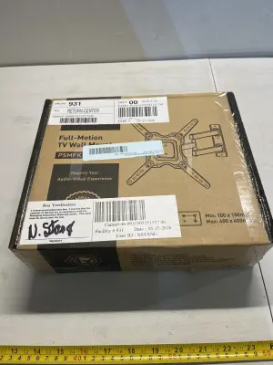Full motion TV wall mount