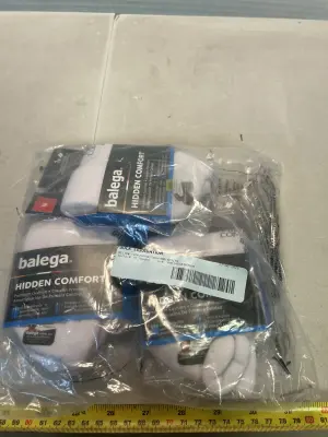 3 pairs medium hidden comfort cushion socks
