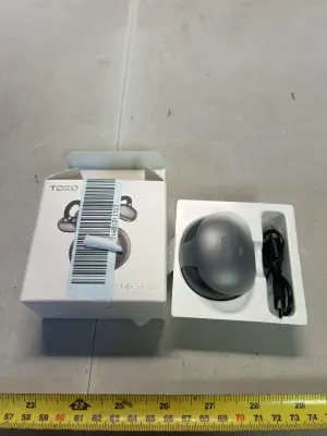 wireless earbuds