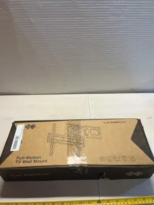 Full motion TV wall mount