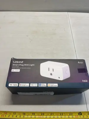 smart plug with light
