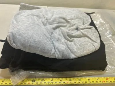 3 pairs of medium sweatpants