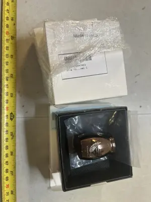 3 mini urns