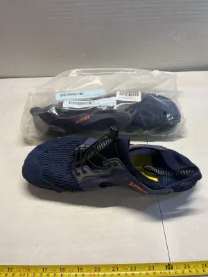 size 10 men’s shoes