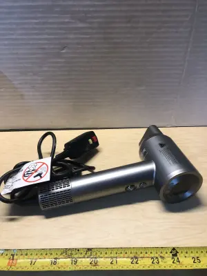 Goolioo high speed hair dryer works