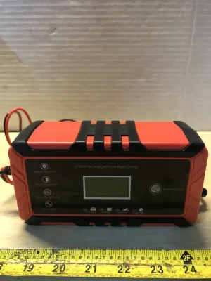 12V/24V fully intelligent pulse repair charger comes on