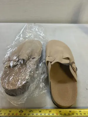 7/8 clogs
