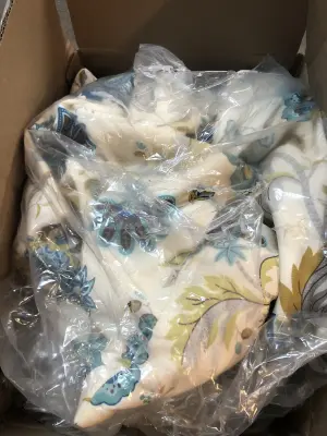 Unknown size comforter