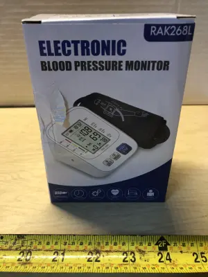 Electronic blood pressure monitor