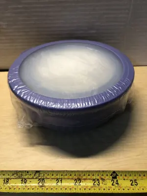Plastic bowl with lid set
