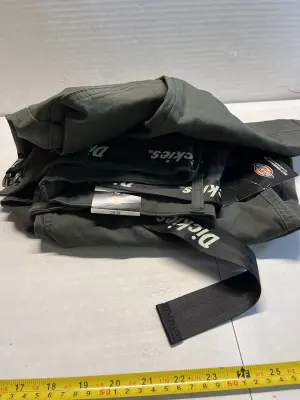 28 reg mens pants