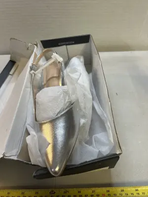 size 8 kitten heels