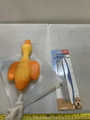 duck squeaker and comb