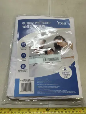 twin size mattress, protector