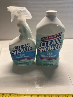 2ct shower cleaner 1 spray , 1 refill