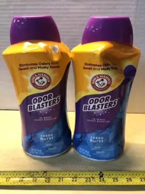 2 bottles 45oz arm and hammer odor blasters
