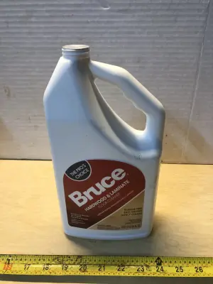 64oz Bruce hardwood floor cleaner lid missing