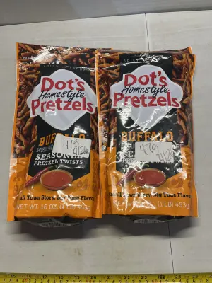 2ct dots home style pretzels