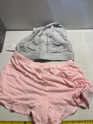 2ct small has , small shorts